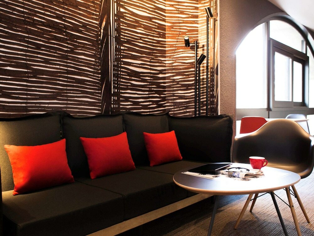 Фото Ibis Annecy Centre Vieille Ville