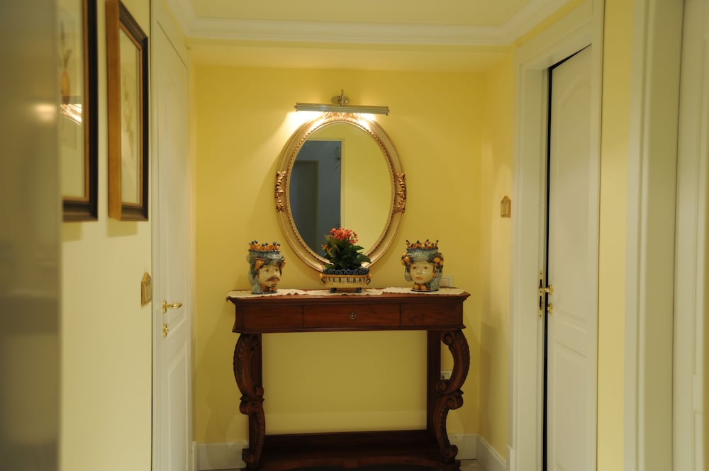 Фото Hotel Villa Daphne