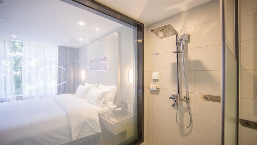 Фото Lavande Hotels Guangzhou Kecun Metro Station Pazhou Conference and Exhibition Center