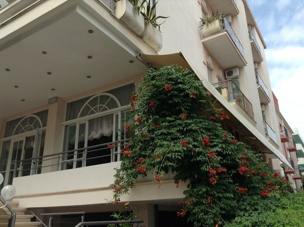 Фото Hotel Saponi