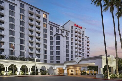 Внешний вид отеля Costa Mesa Marriott в Коста-Месе, фото 1