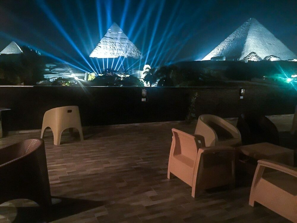 Фото Panorama Pyramids Inn