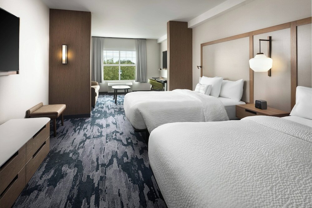 Фото Fairfield Inn & Suites by Marriott South Kingstown Newport Area