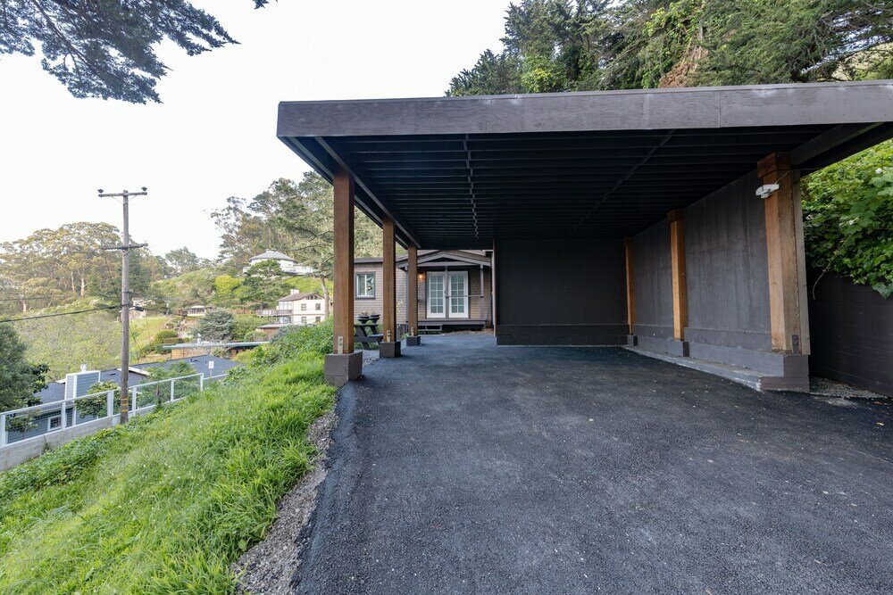 Фото Marbella Lane Pedro Point Beach House with Hot Tub