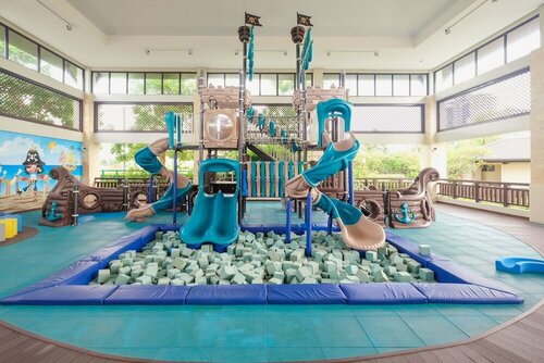 Внешний вид отеля Crimson Resort and SPA Mactan в Лапу-Лапу, фото 5