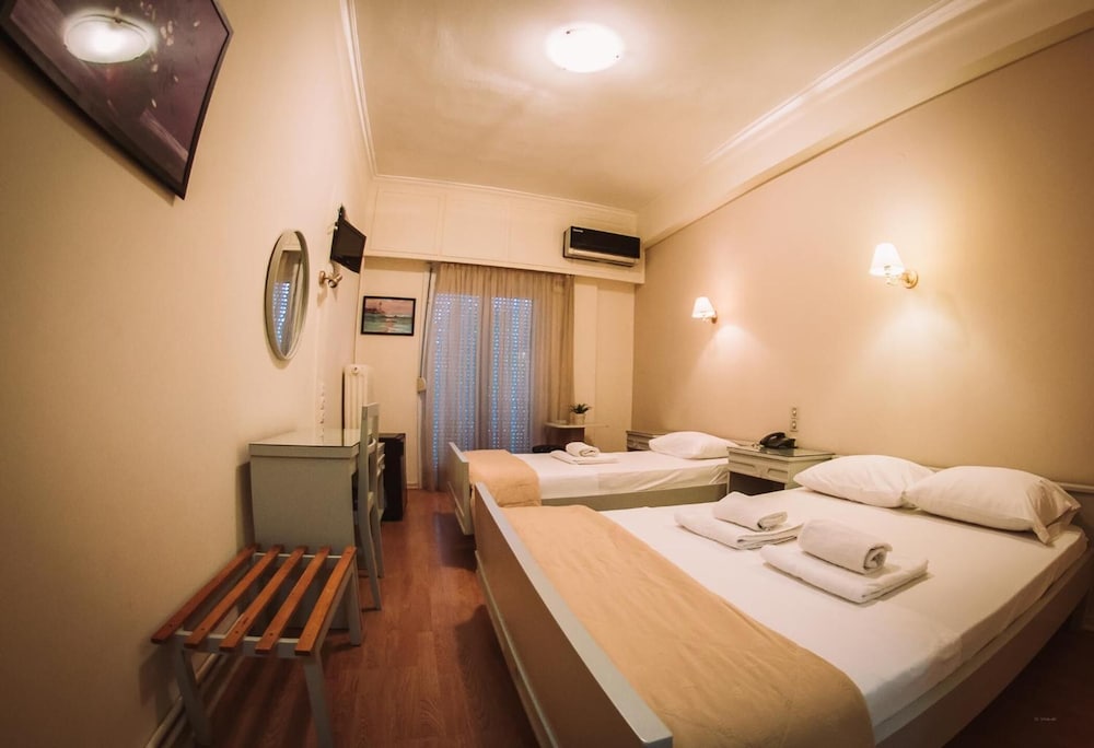 Фото King Pyrros