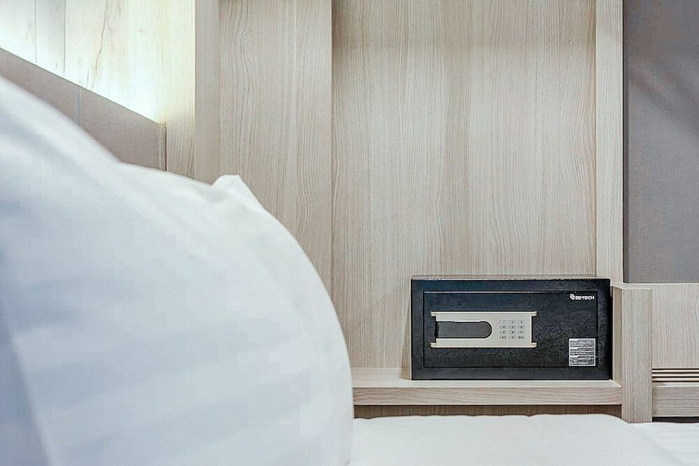 Фото Hyde Park Hotel Bangkok