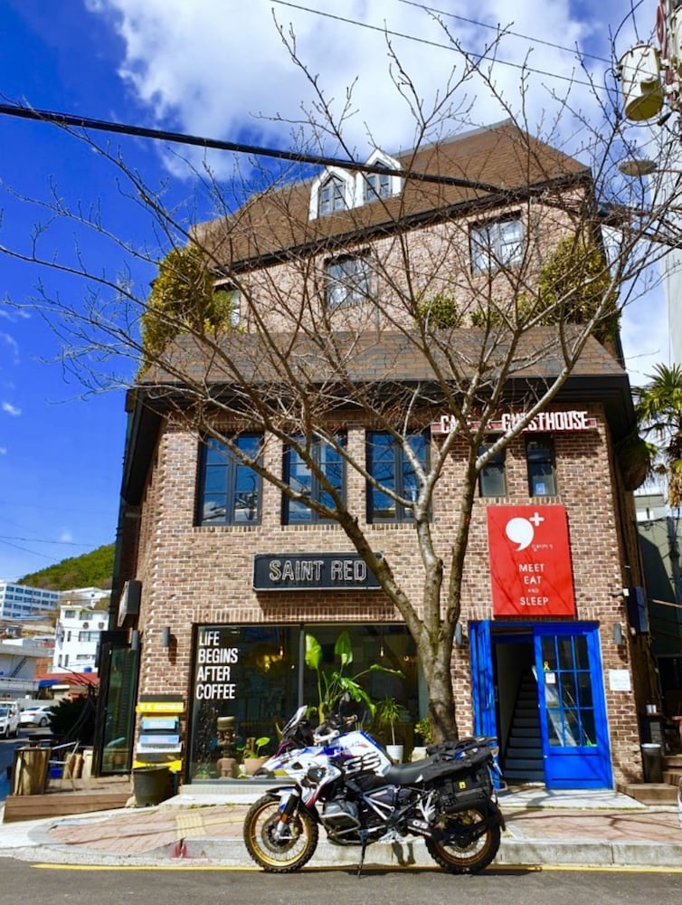 Фото Comma Plus - Hostel