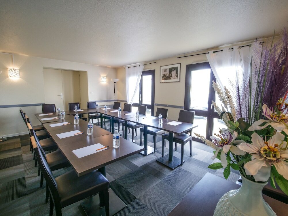 Фото Hôtel Inn Design Chartres Resto Novo