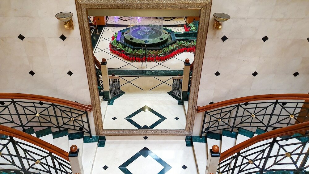 Фото The Orchid Hotel Mumbai Vile Parle