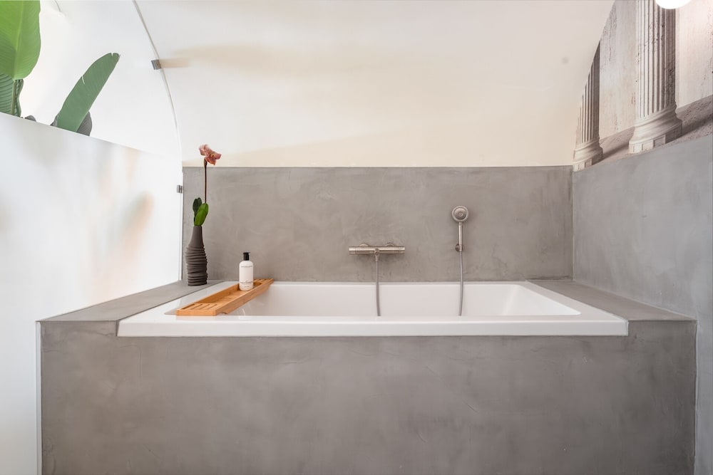 Фото Court Hotel City Centre Utrecht