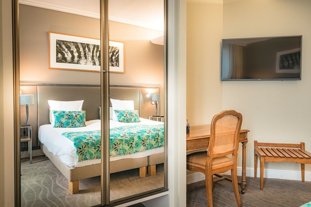 Фото Hotel France & Chateaubriand