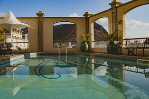 Гостиница Labourdonnais Waterfront Hotel