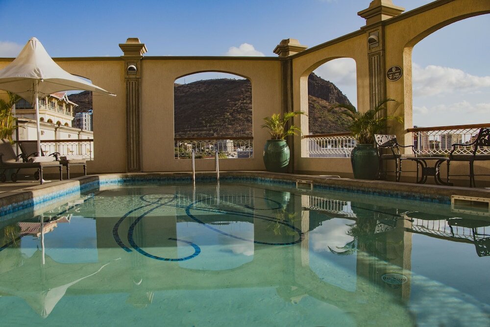 Фото отеля 2