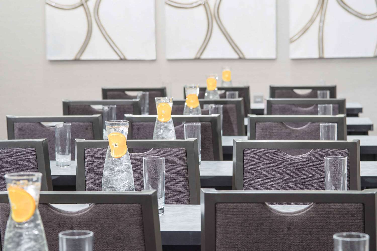 Фото Homewood Suites by Hilton Boston Logan Airport Chelsea