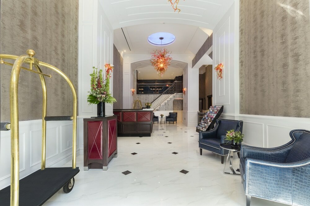 Фото Broadway Plaza Hotel
