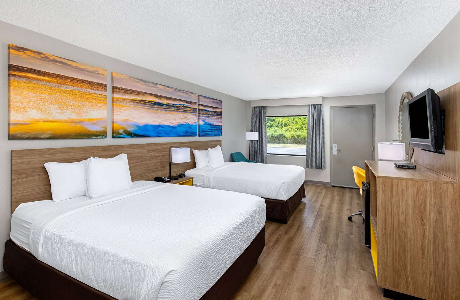 Фото Days Inn by Wyndham St George