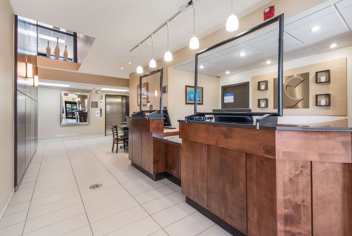 Фото Comfort Inn Newport