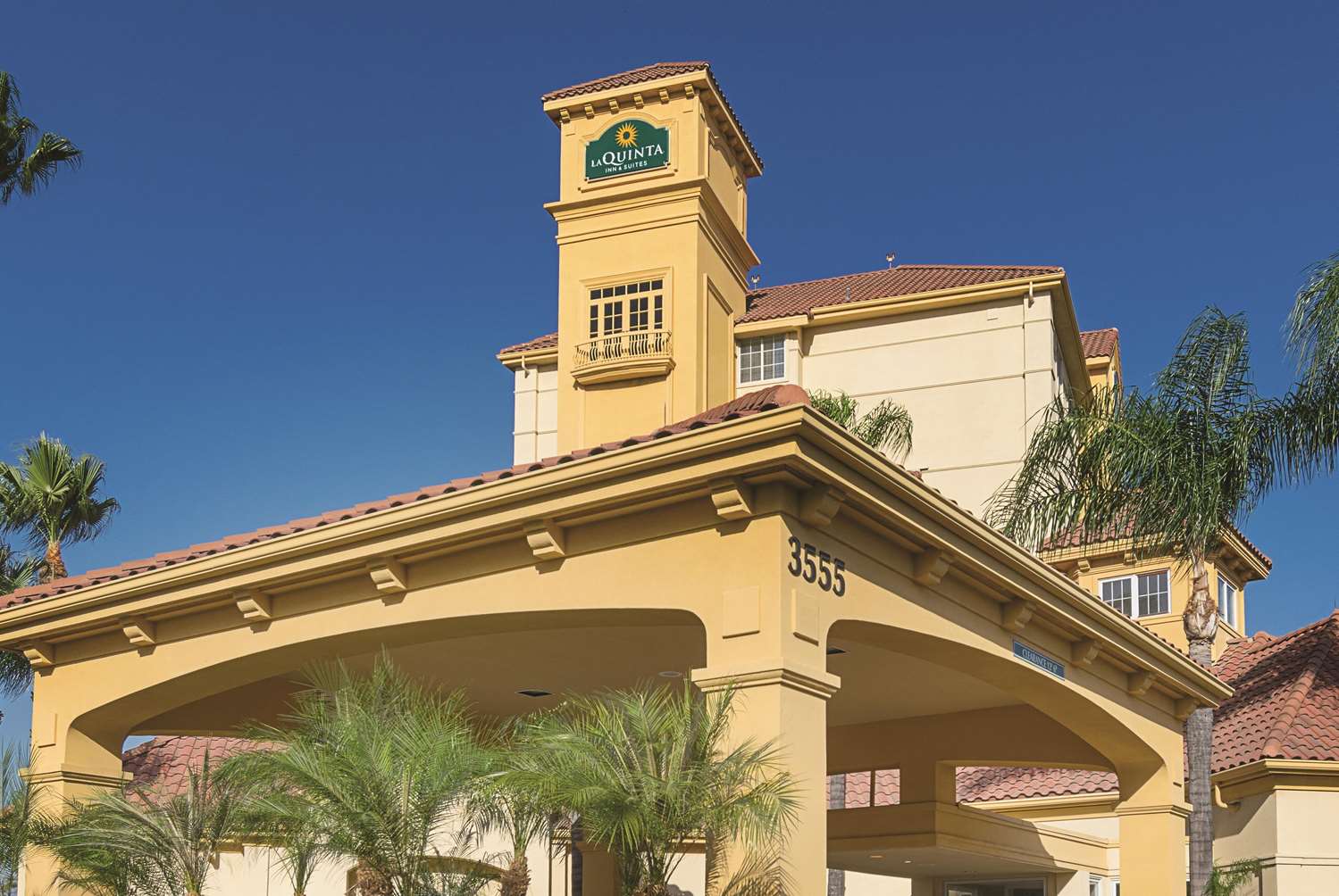 Фото La Quinta Inn & Suites by Wyndham Ontario Airport