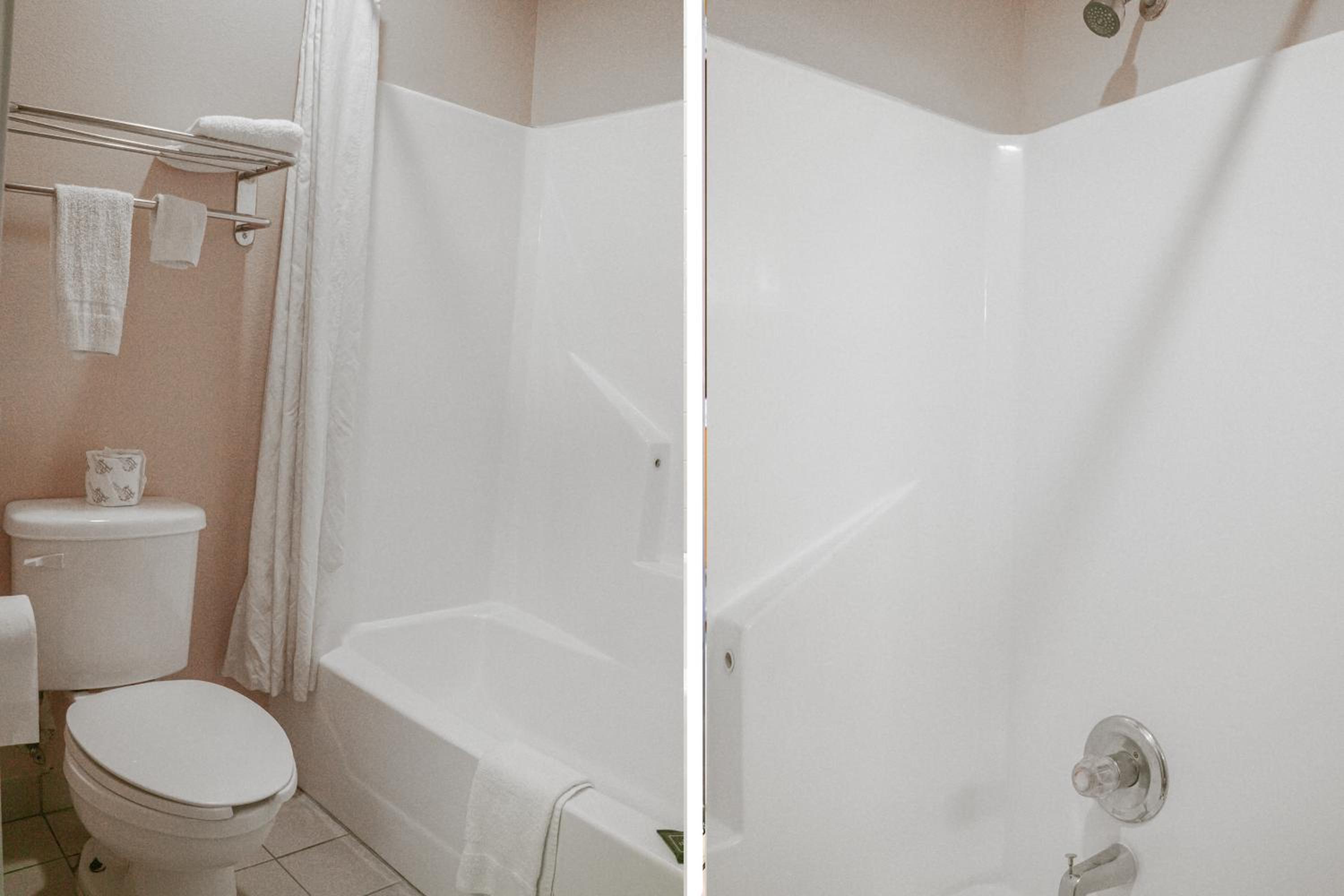 Фото Fairway Inn La Porte