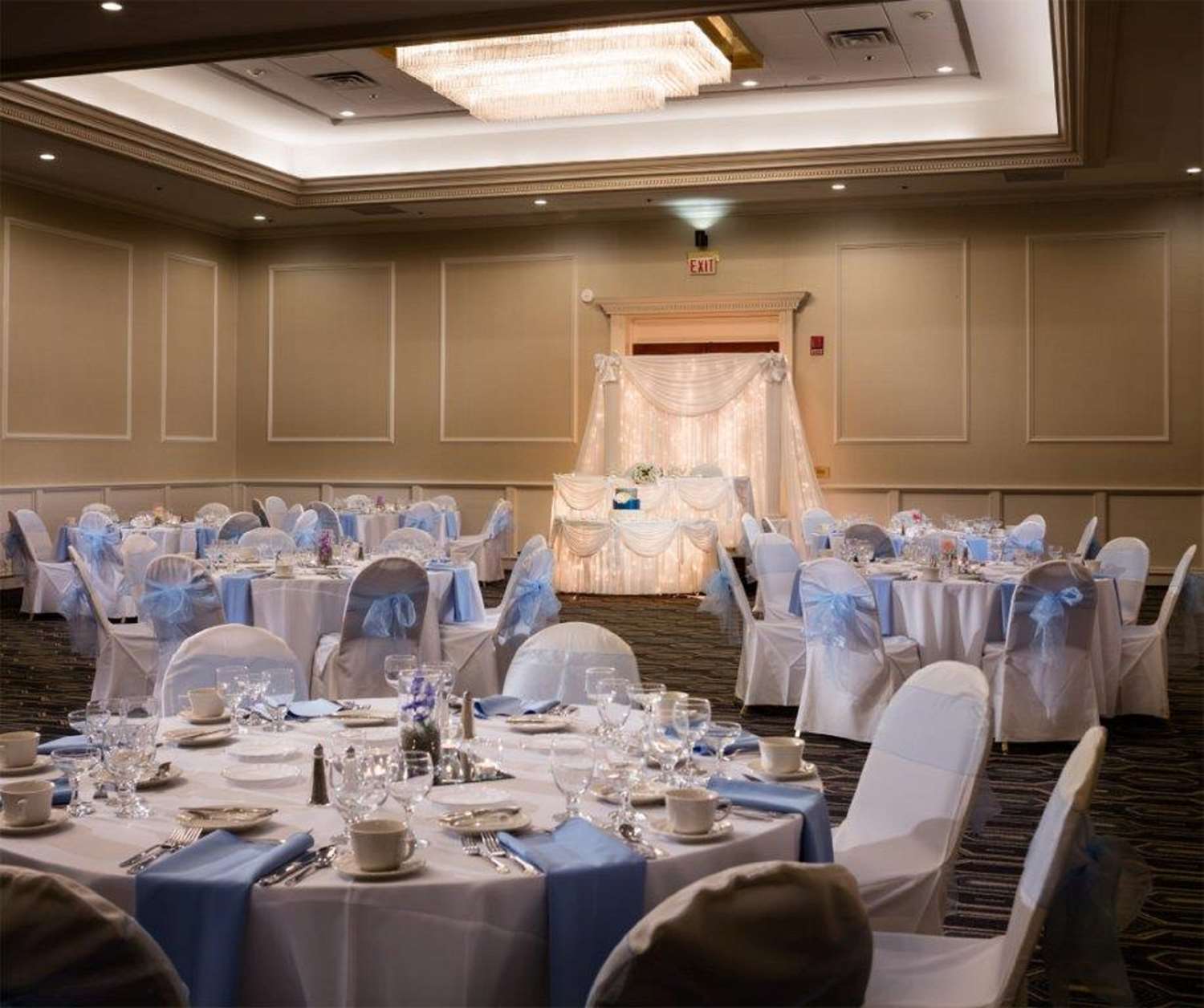 Фото Doubletree by Hilton Hotel Leominster