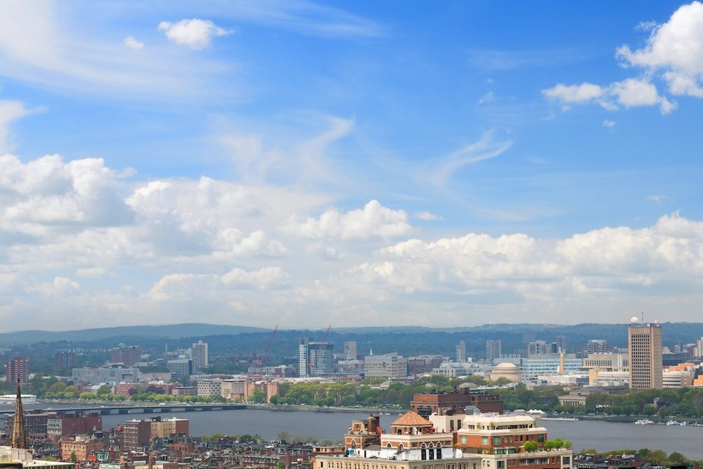 Фото Moxy Boston Downtown