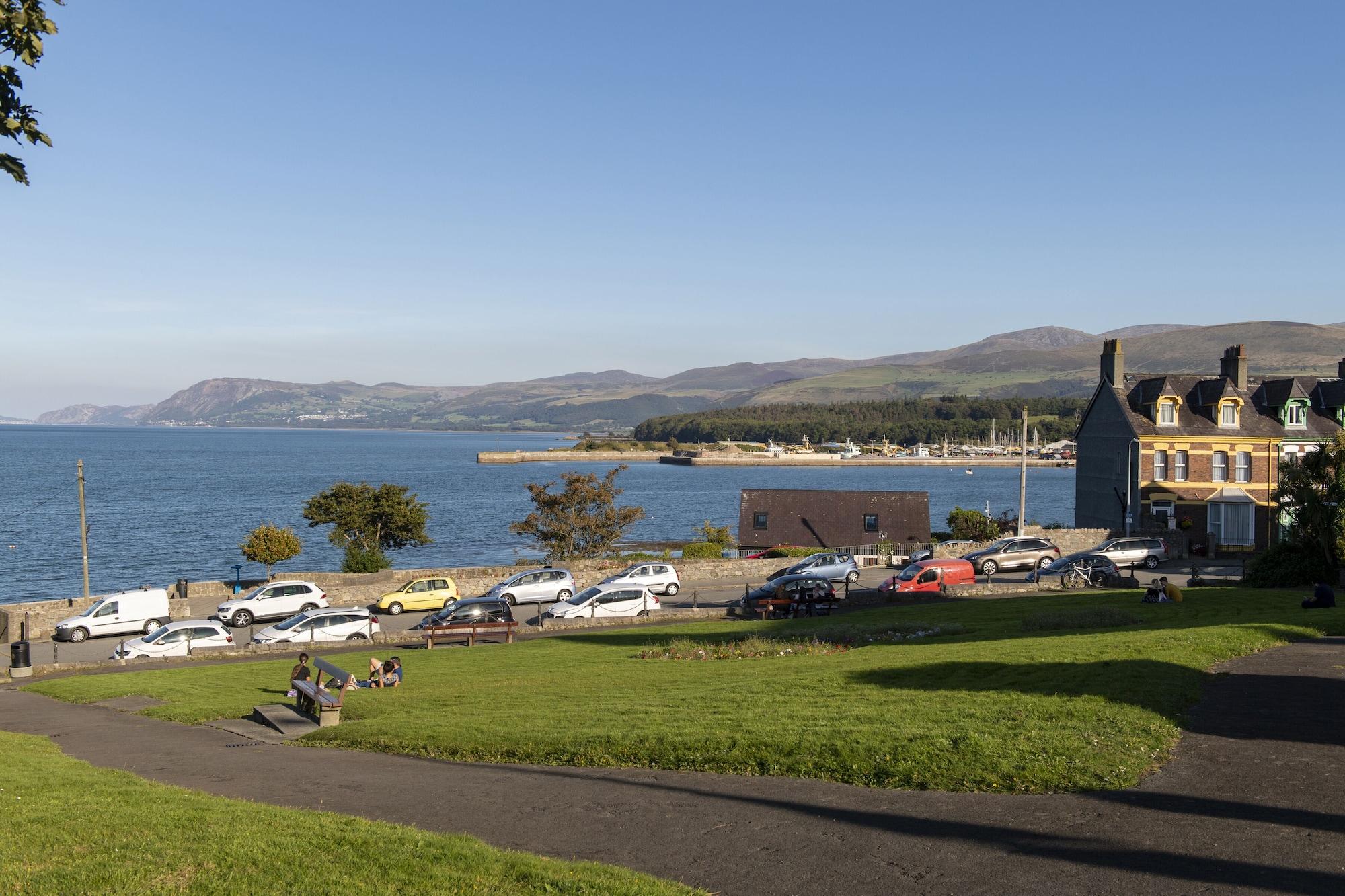 Фото Eryl Mor Hotel