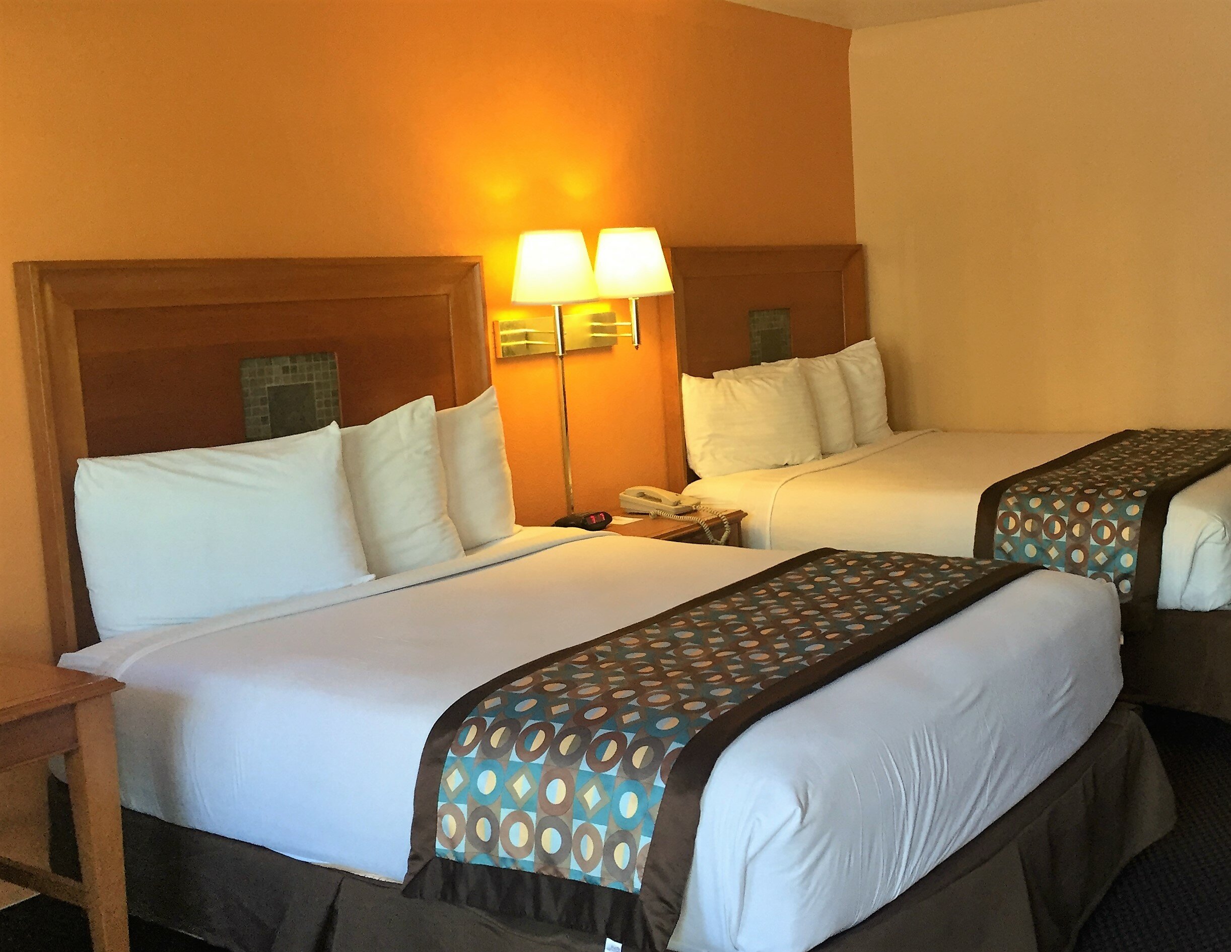 Фото Americas Best Value Inn Austin University