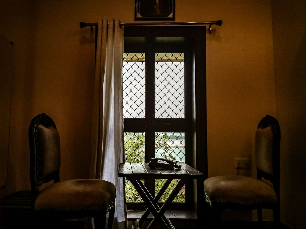 Фото Dwivedi Hotels Sri Omkar Palace