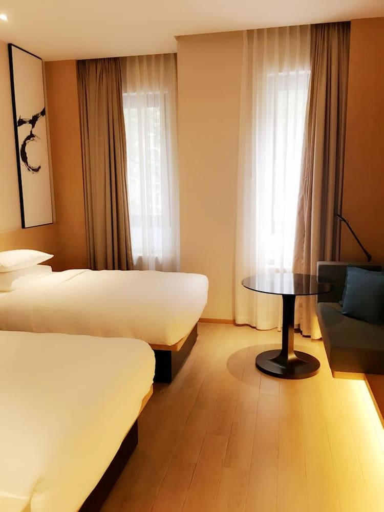 Фото Fairfield by Marriott Shanghai Jingan