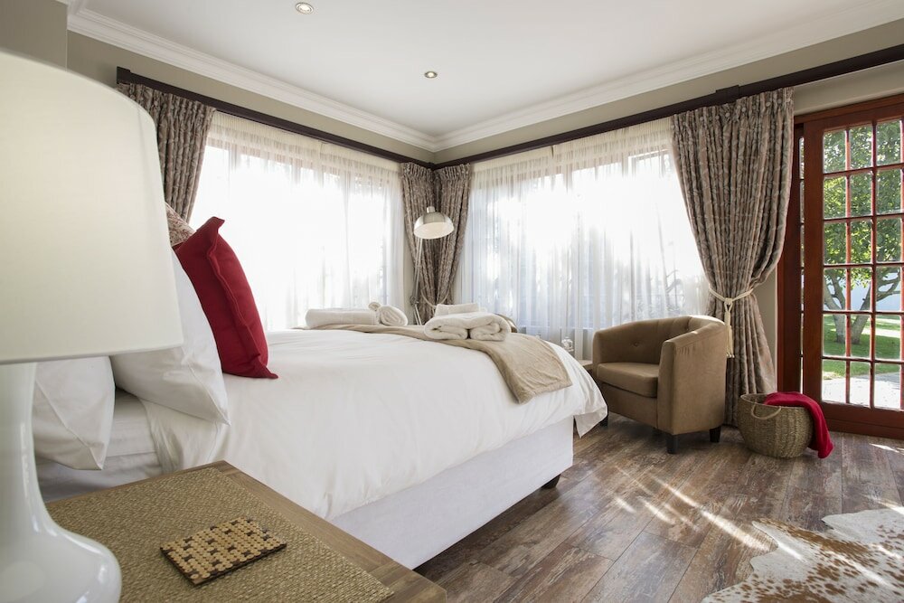 Фото The Browns' Luxury Guest Suites