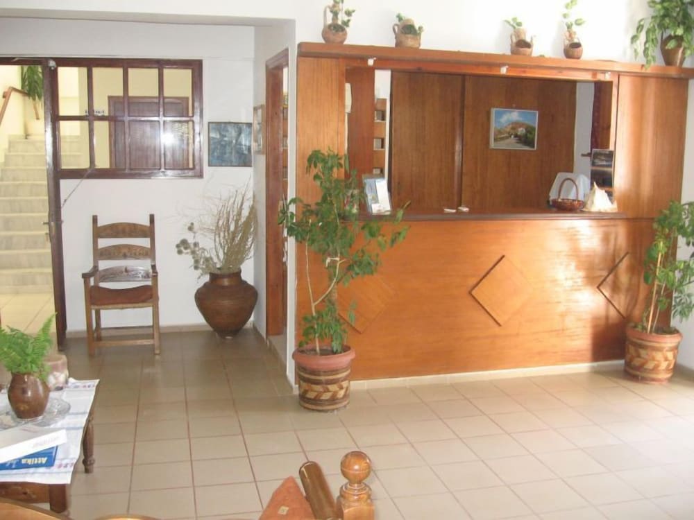 Фото Ammoudi Hotel