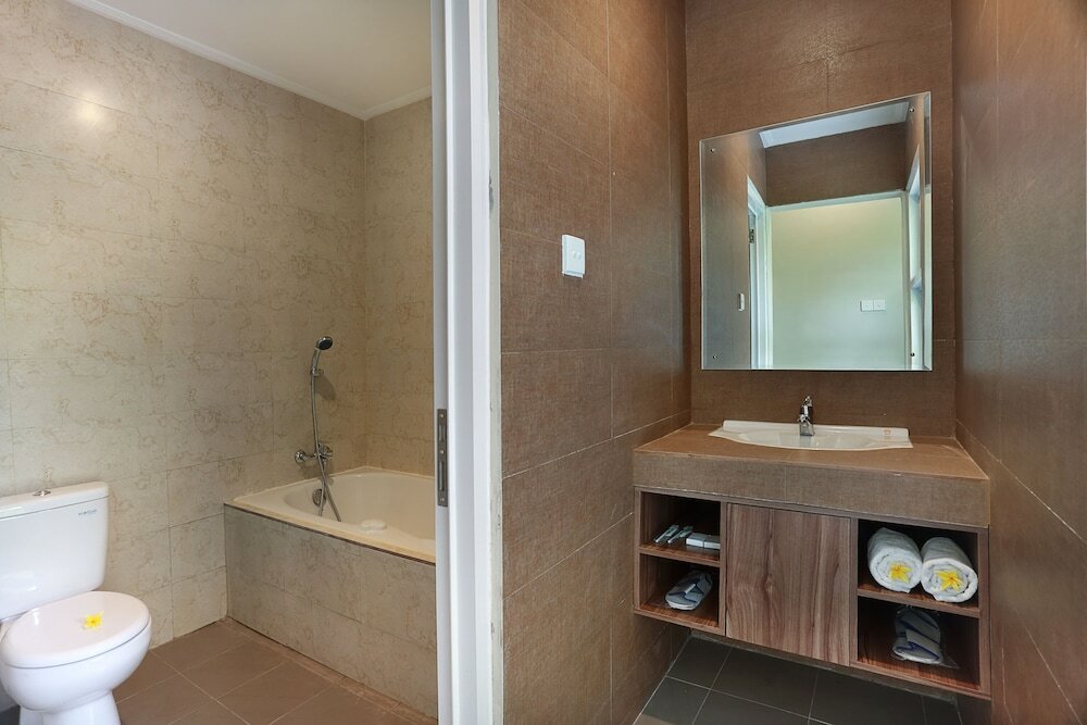 Фото Askara Canggu Townhouse