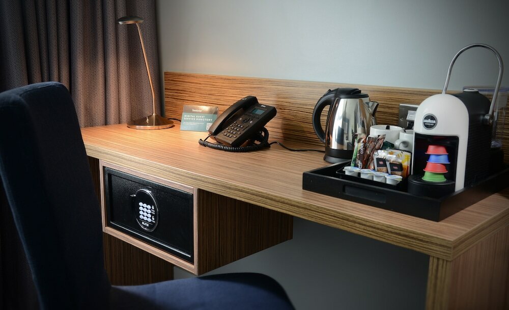 Фото Travelodge Plus Dublin City Centre