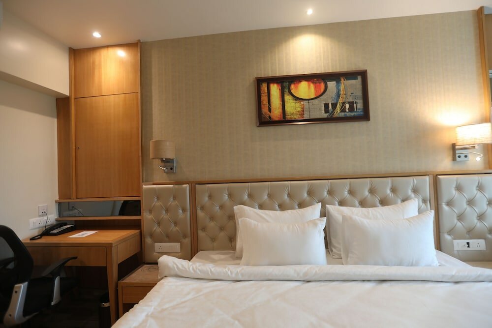 Фото Hotel Cliffton