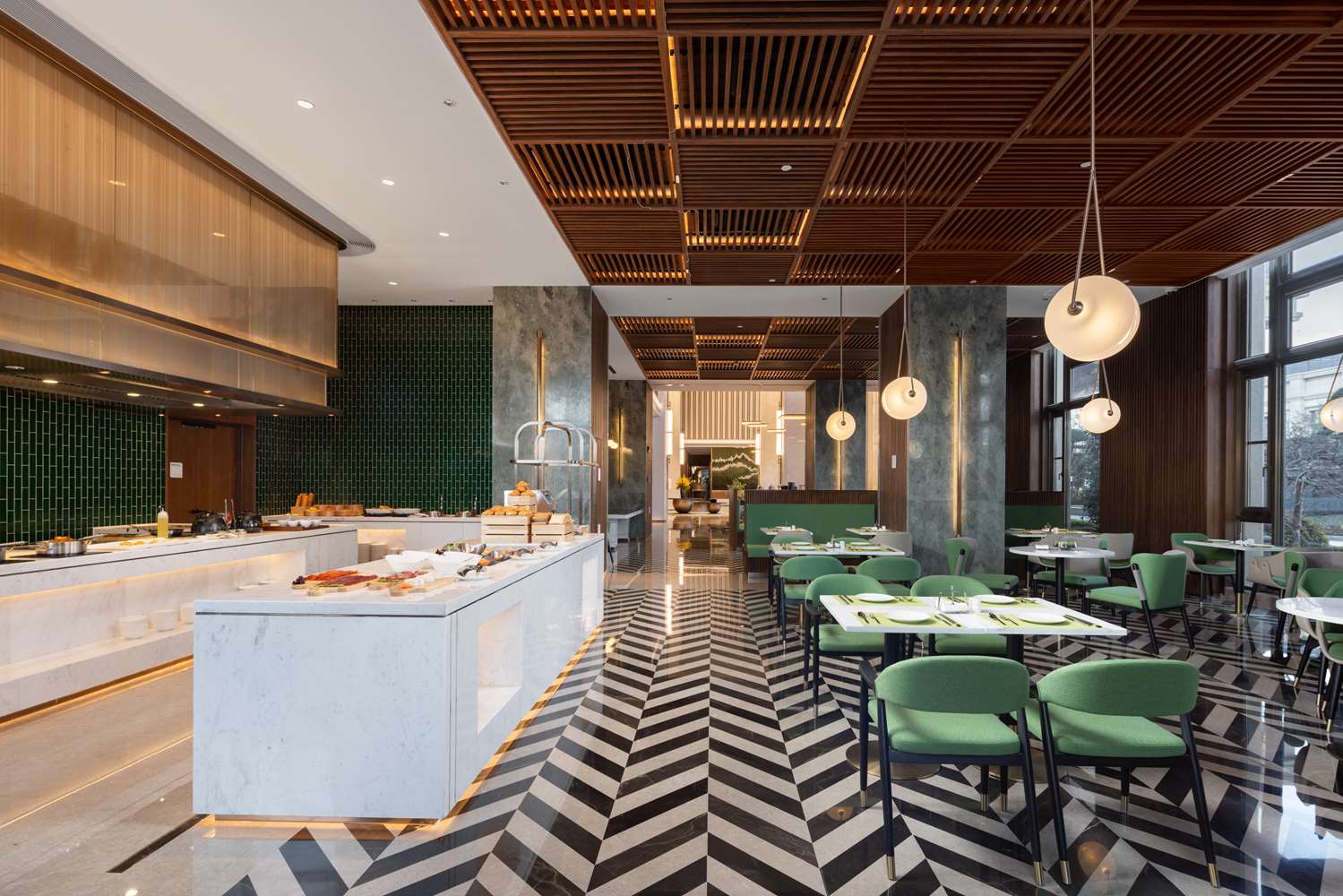 Фото Hilton Garden Inn Shanghai High Speed East Railway Station