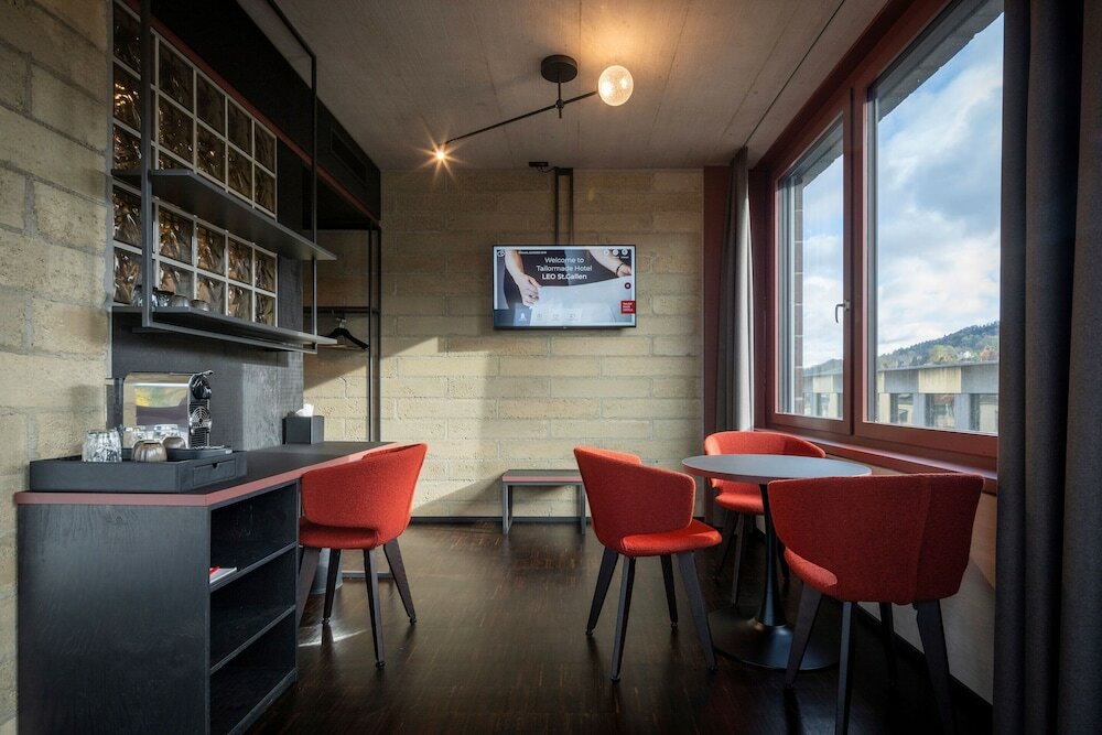 Фото Tailormade Hotel Leo St. Gallen