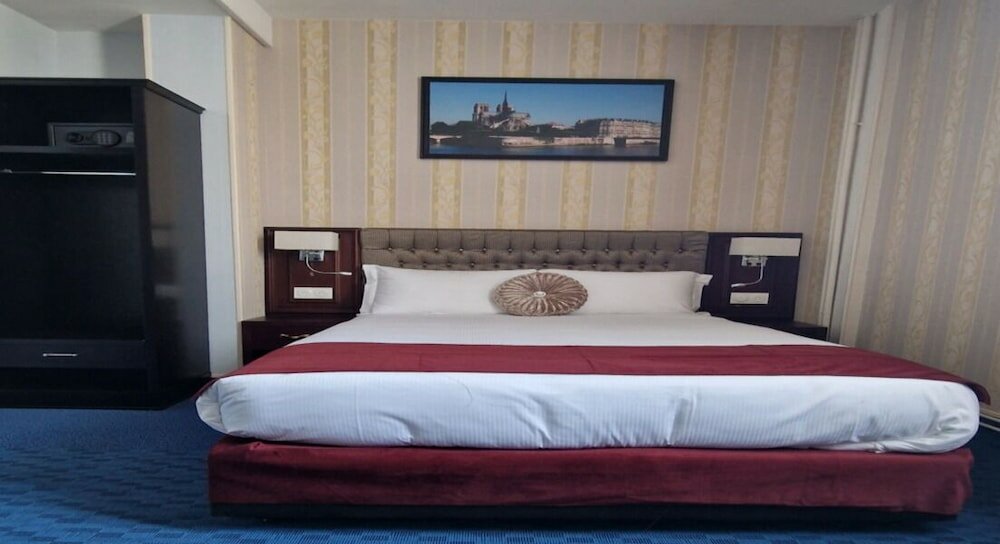 Фото Hotel Royal