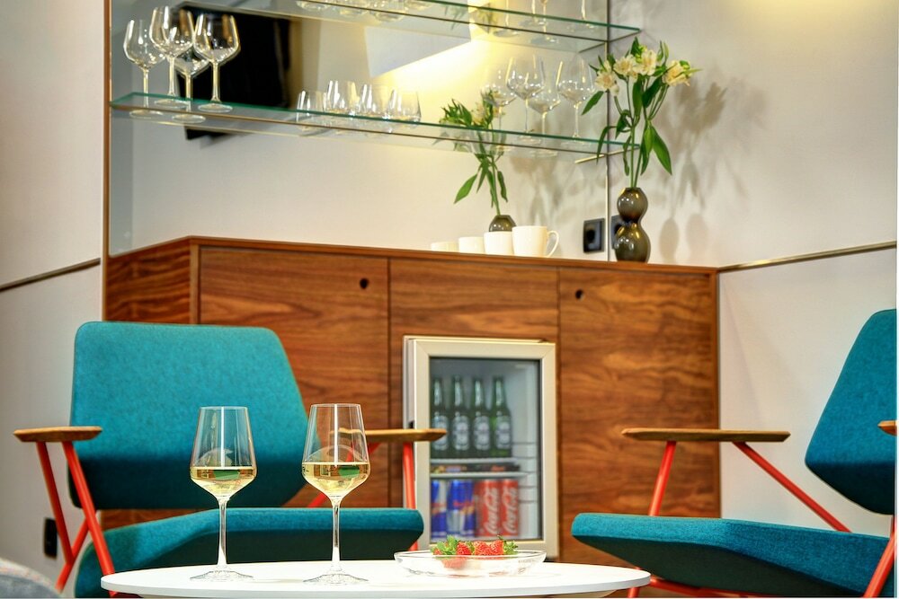 Фото Horizon Luxury Suites