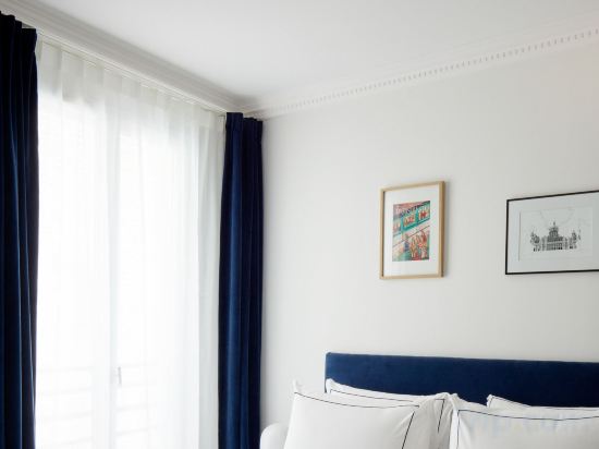 Фото Hotel Rendez Vous Batignolles