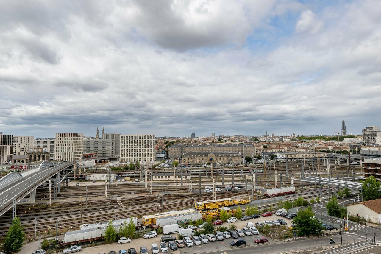 Фото B&B HOTEL Bordeaux Centre Gare Saint-Jean