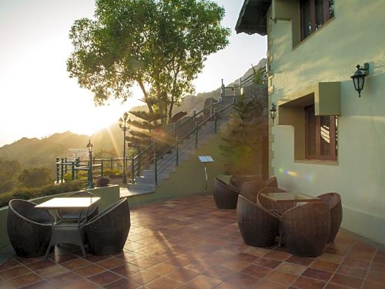 Фото The Colonial Manek Manor