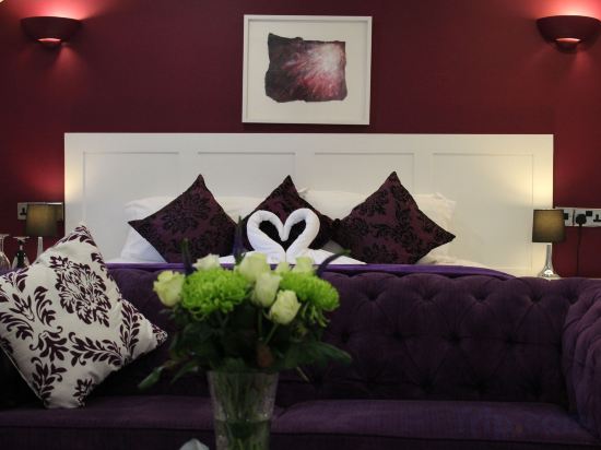 Фото St John's Lodge