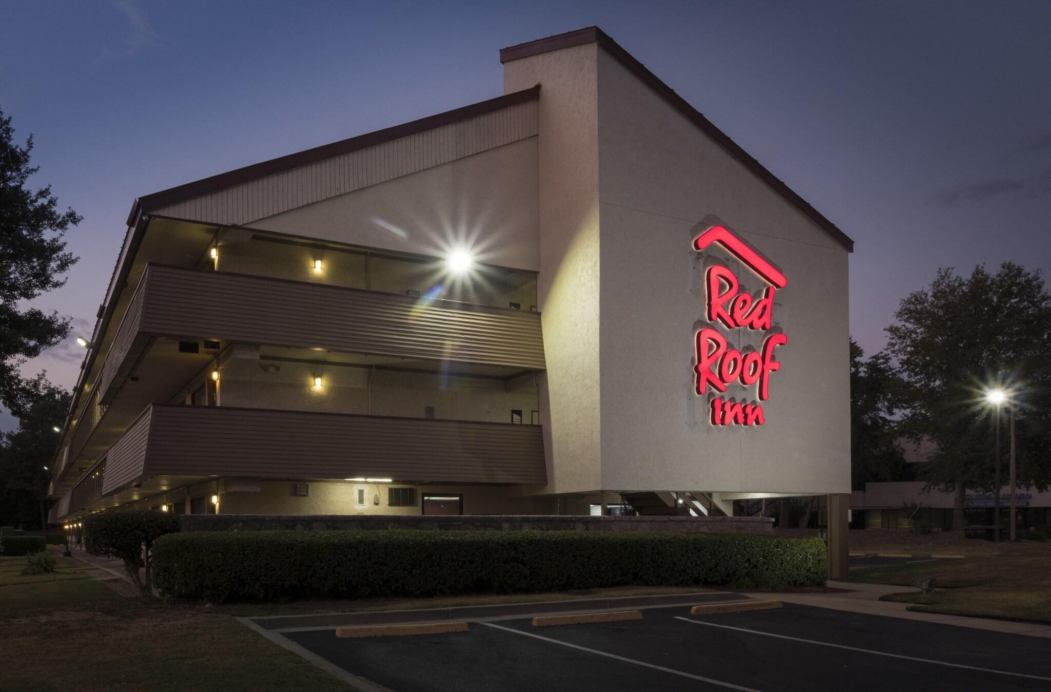 Фото Red Roof Inn Atlanta - Norcross