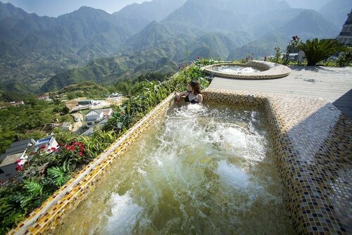 Гостиница Phuong Nam Mountain View Hotel в Провинции Лаокай
