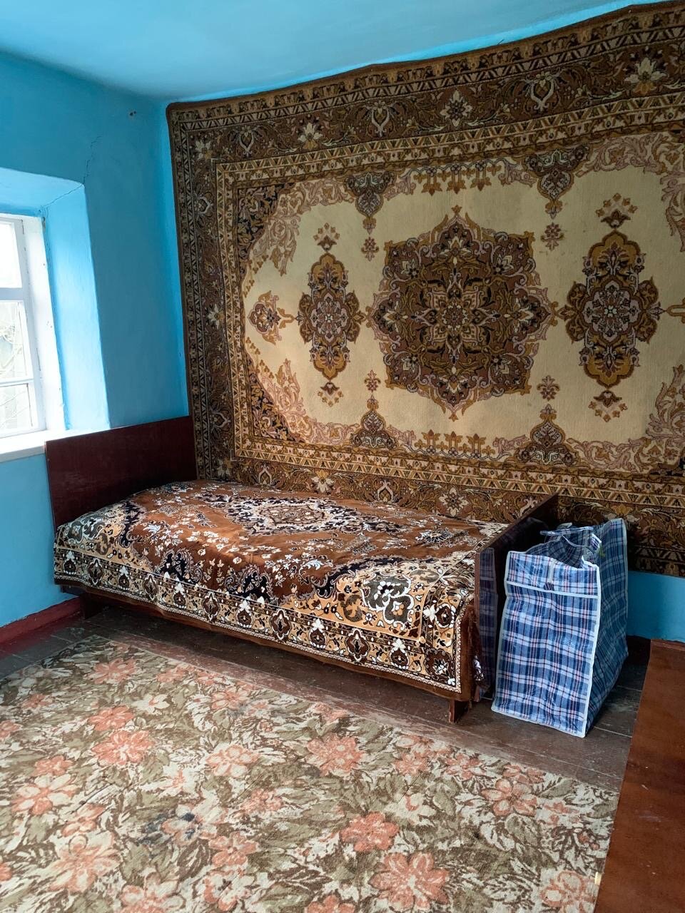 Фото Красная