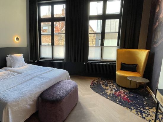 Фото Hotel Montanus