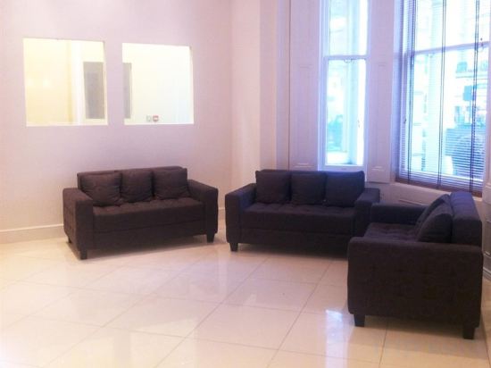 Фото Cromwell International Hotel