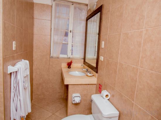 Фото Yabar Hotel Plaza