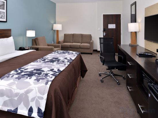 Фото Sleep Inn & Suites